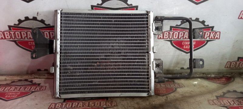 Радиатор кондиционера Hino Dutro XZU301 15B LPG ГАЗ 12V 2002 (б/у)