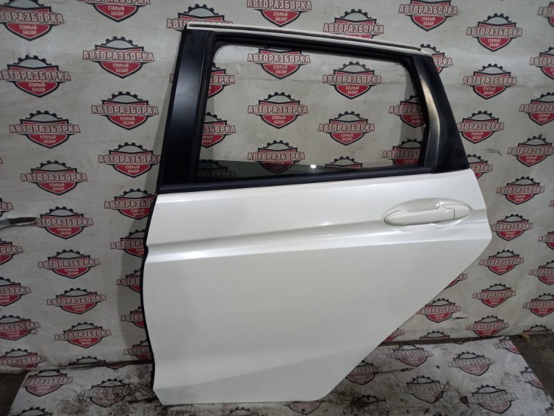 Дверь Honda Fit GP5 LEB задняя левая (б/у)
