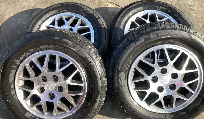 Комплект из 4-х колёс R15 / 205 / 65 ЯПОНИЯ BRIDGESTONE NEXTRY ECOPIA 5x114.3 лит. 48ET (б/у)