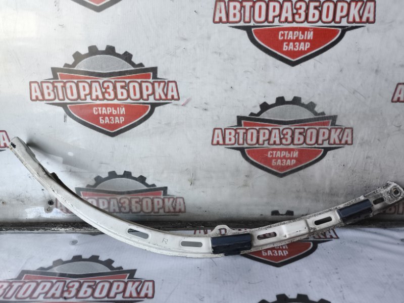 Планка под фары Toyota Mark Ii JZX110 1JZFSE 2001 передняя правая (б/у)