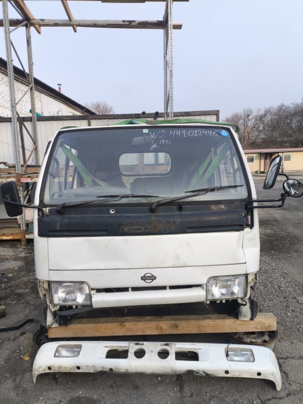 Кабина Nissan Atlas W2H41 BD30 1995 (б/у)