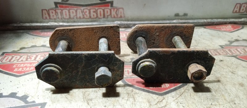 Серьга рессоры Toyota Dyna BU62 13B передняя (б/у)