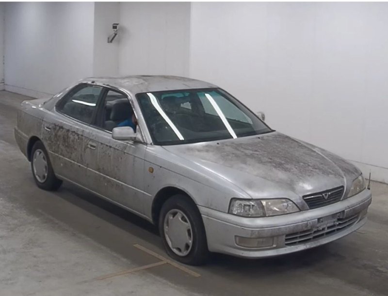 Автомобиль TOYOTA VISTA SV40 4SFE 1995 года в разбор