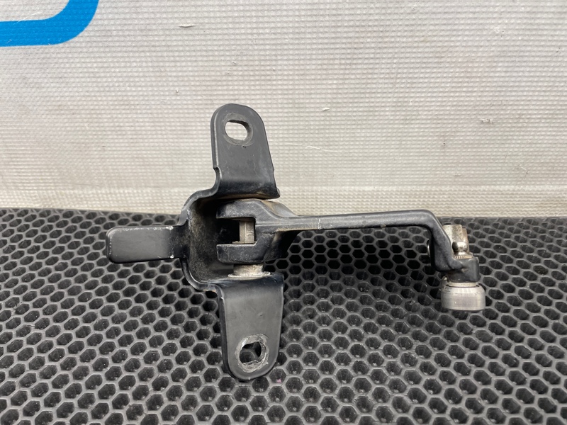 Петля двери задняя левая Mercedes-Benz V-Class 2007 W639 272.978 3.5 A6397600647 контрактная