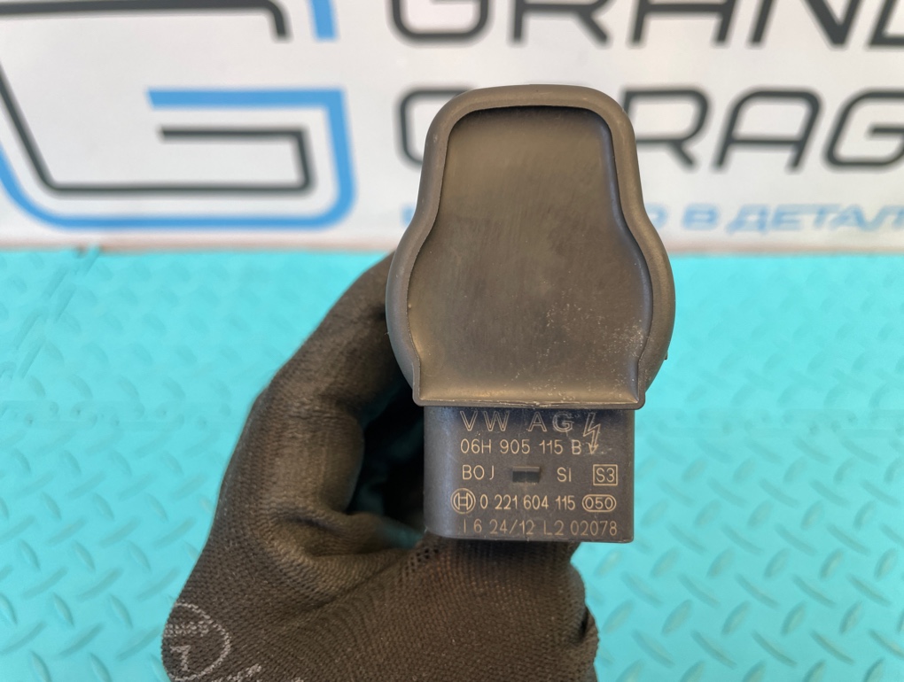Катушка зажигания Q3 2012 8UB CPSA 2.0