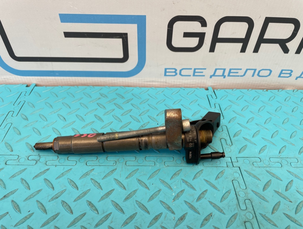 Форсунка топливная Mercedes-Benz GL-Class 2011 X164 642.820 3.0 A6420701487 контрактная
