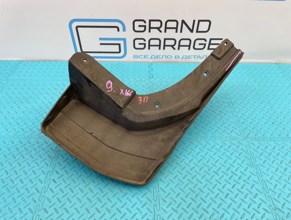 Брызговик задний правый Mercedes-Benz W166