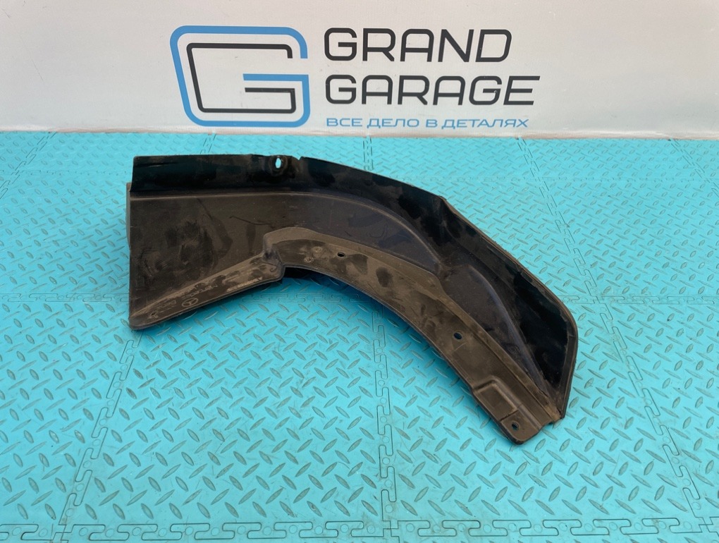 Брызговик задний правый W166