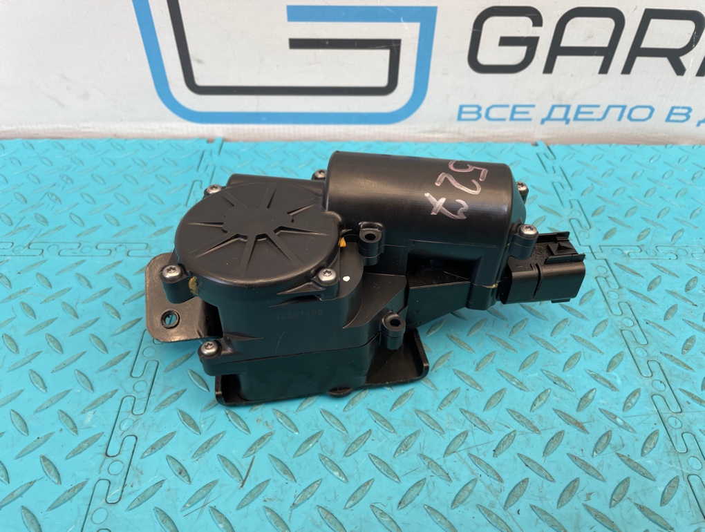 Замок багажника SRX II 2011 GMT267 LF1 3.0
