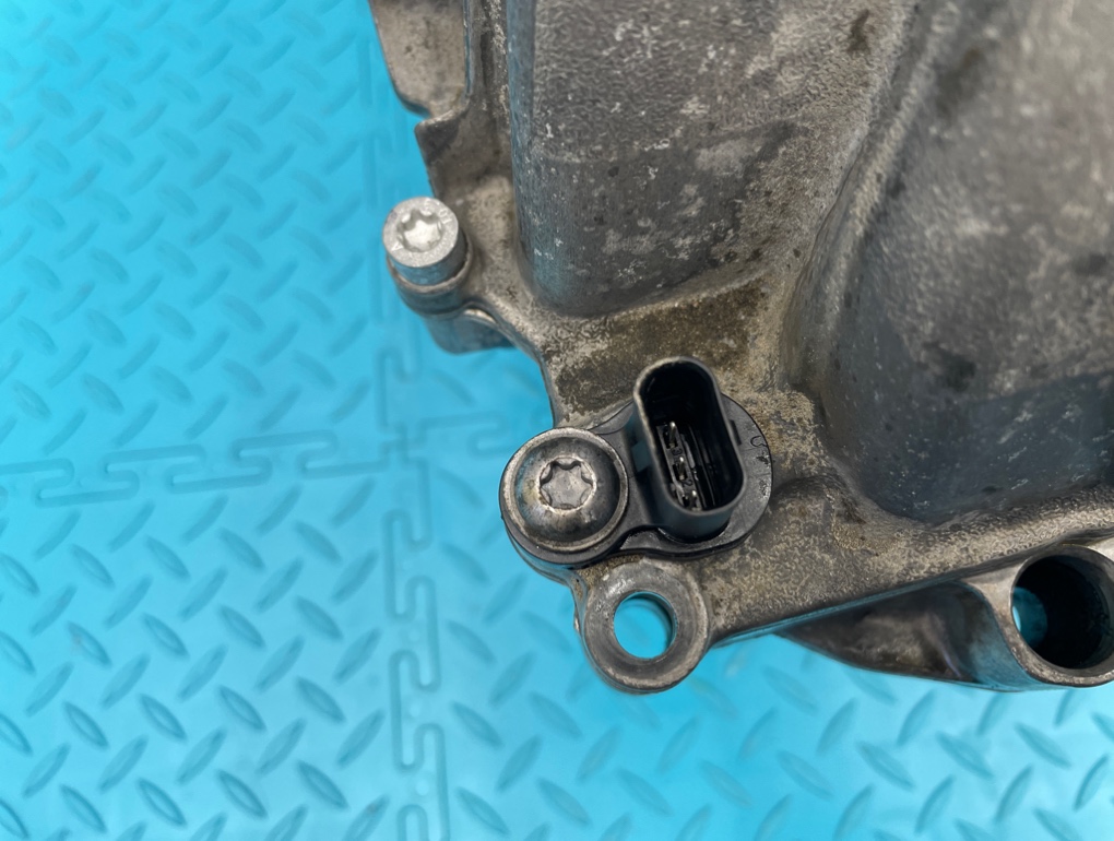 Коллектор впускной E-Class 2007 W211 272.972 3.5