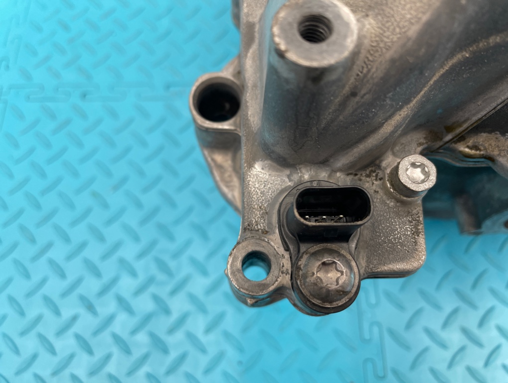 Коллектор впускной E-Class 2007 W211 272.972 3.5