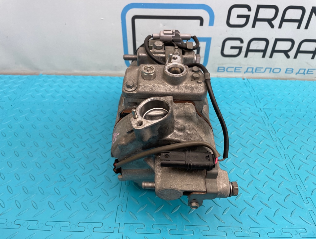 Компрессор кондиционера 5-Series 2010 F07 N55B30A 3.0