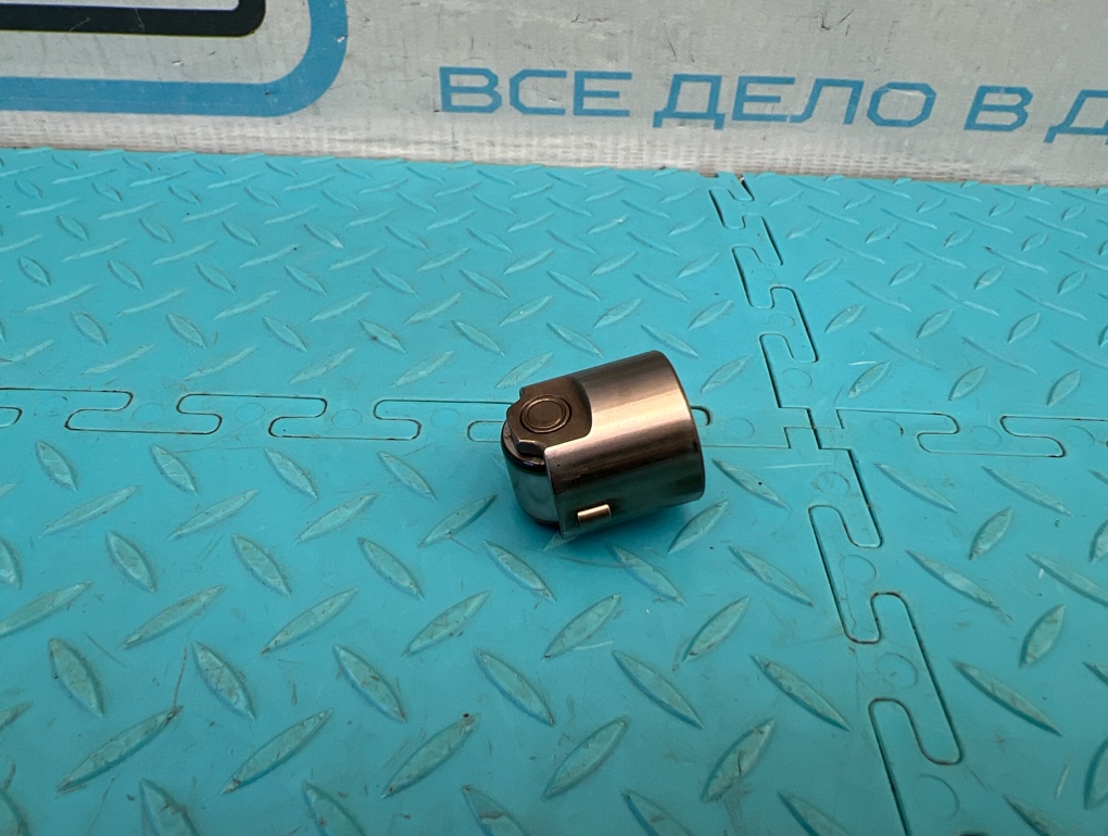 Толкатель клапана A4 2010 B8 CDNC 2.0