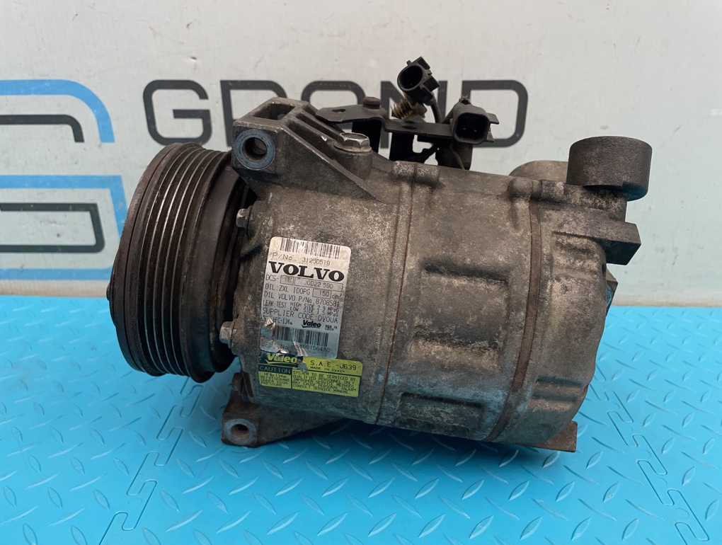 Запчасть компрессор кондиционера Volvo XC70 2009 BZ D5244T4 2.4 36002113 контрактная Компрессор кондиционера Volvo XC70 2009 BZ D5244T4 2.4 36002113 контрактная