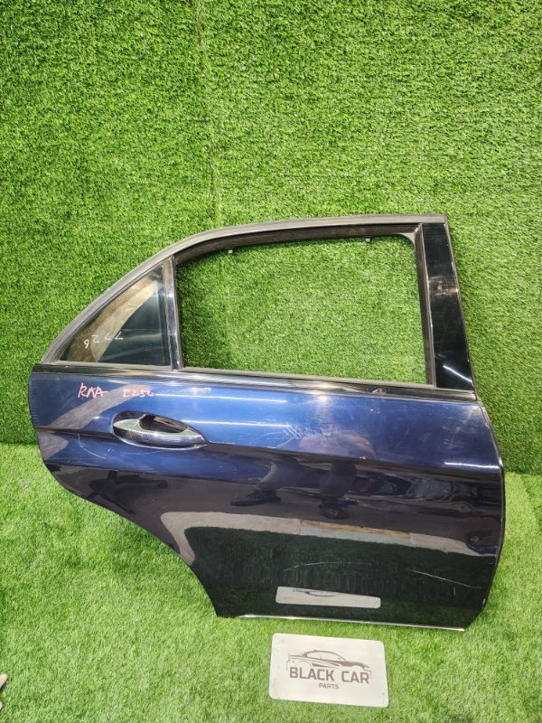 Дверь боковая задняя правая Mercedes E-class w212 2.0 274.920 A2127303405 контрактная