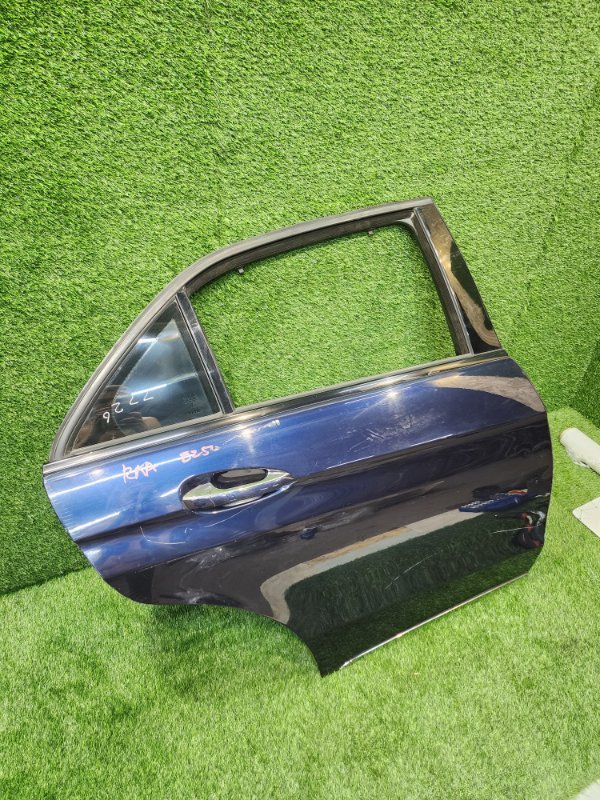 Дверь боковая задняя правая E-class w212 2.0 274.920