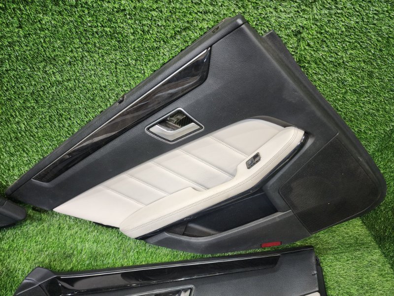 Обшивка боковой двери E-class w212 2.0 274.920