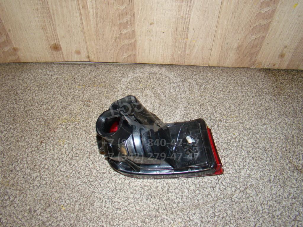 Фонарь задний в бампер правый Toyota Land Cruiser Prado J150