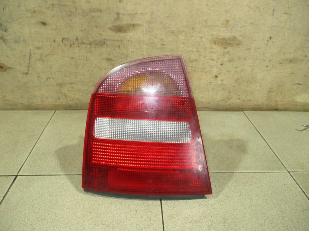 Фонарь задний левый Skoda Octavia 1 2000 A4 AEE 1U6945111 Б/У