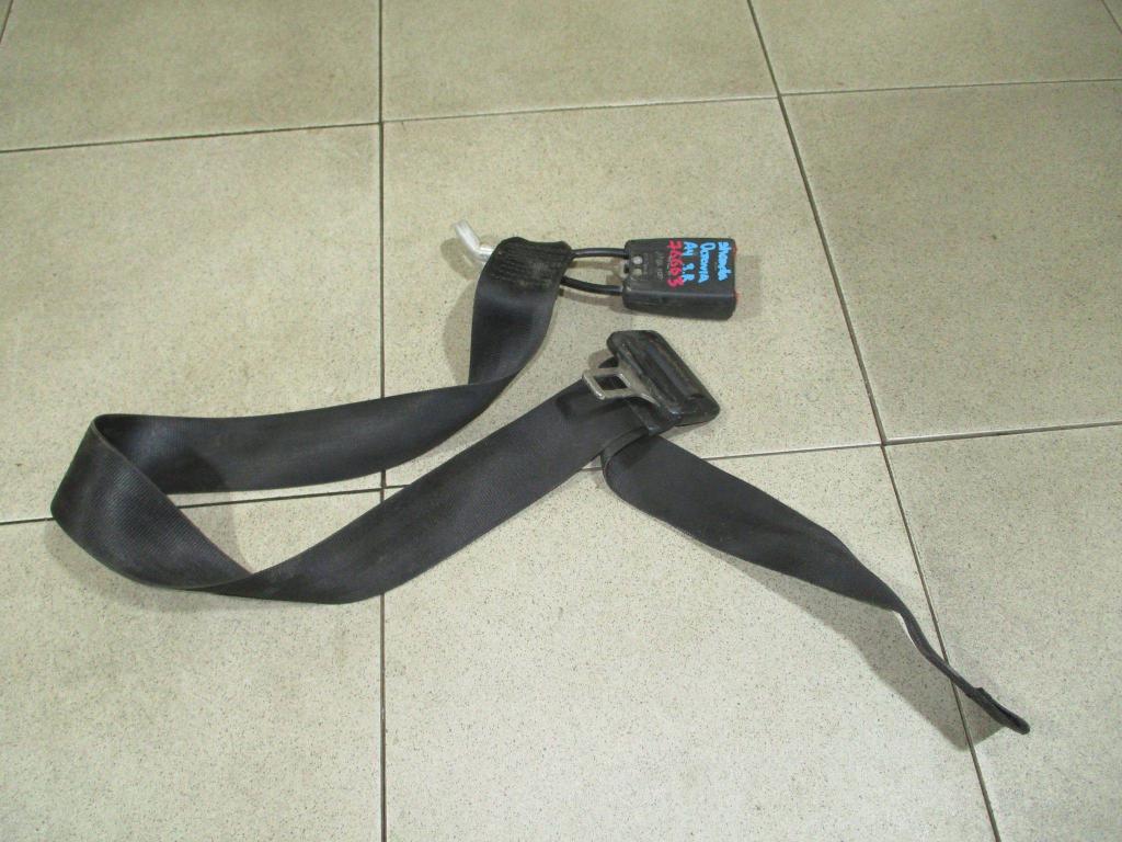 Ответная часть ремня безопасности Octavia 1 2000 A4 AEE Ответная часть ремня безопасности Octavia 1 2000 A4 AEE