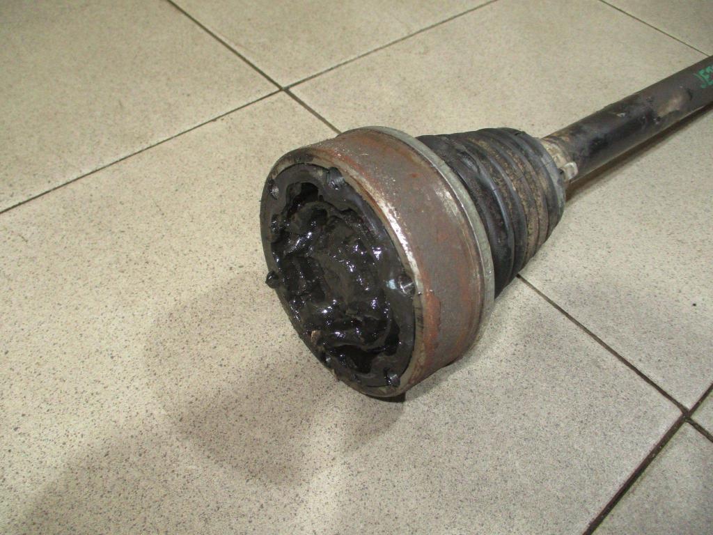 Полуось передняя левая Jetta 2013 A6 CFNA Полуось передняя левая Jetta 2013 A6 CFNA