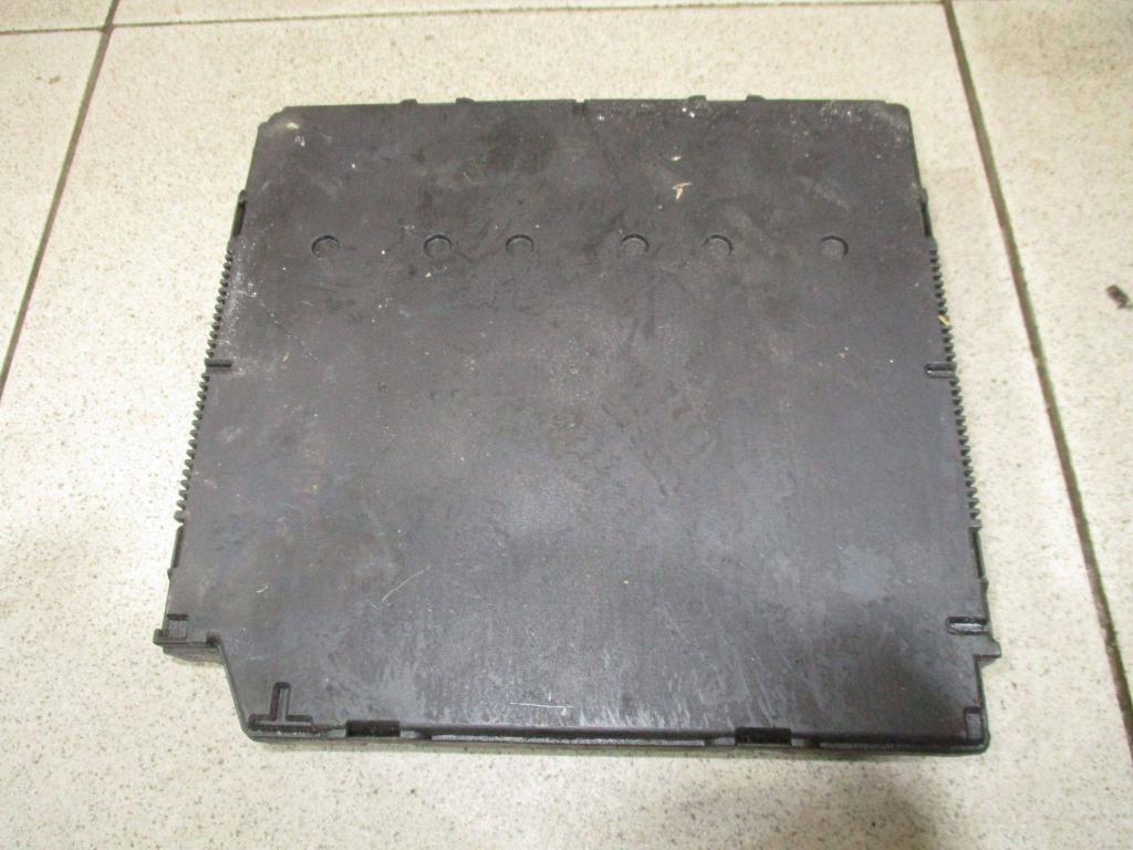 Блок комфорта Jetta A6 Блок комфорта Jetta A6