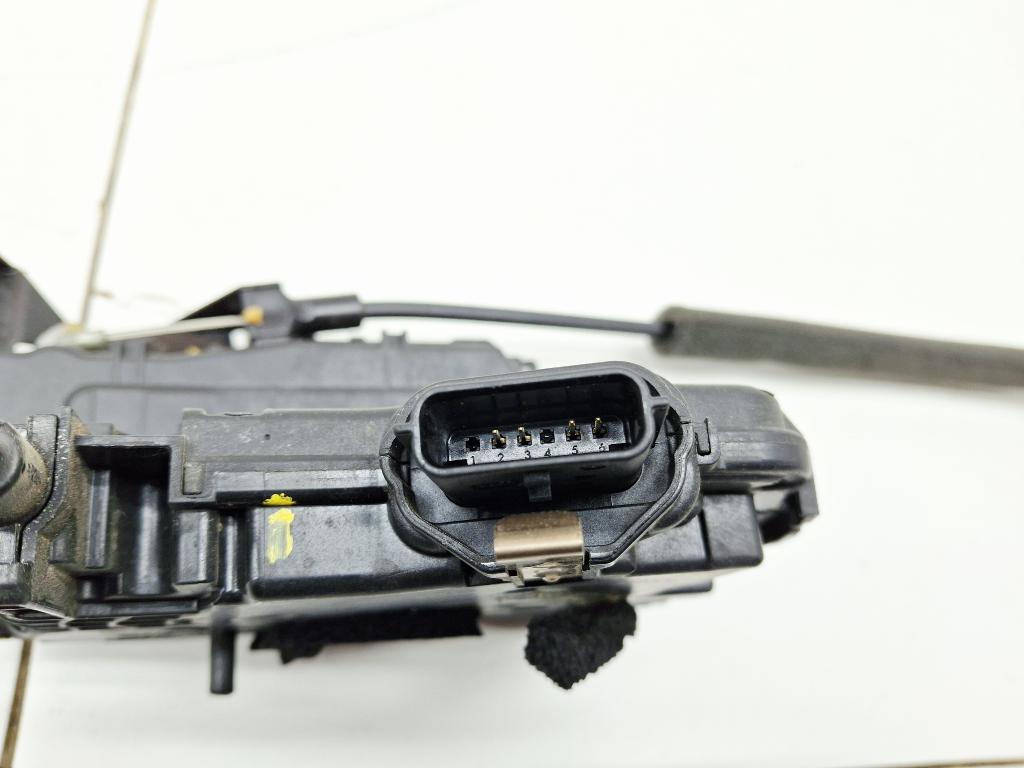 Замок двери задней правой Kaptur 2020 H5H Замок двери задней правой Kaptur 2020 H5H