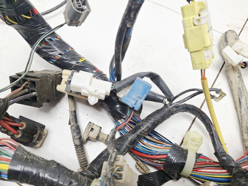 Проводка подкапотная BT-50 2011 J97M WLAA