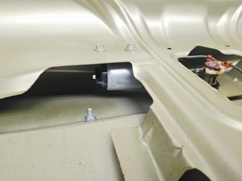 Крышка багажника Nexia 2009 N150 F16D3