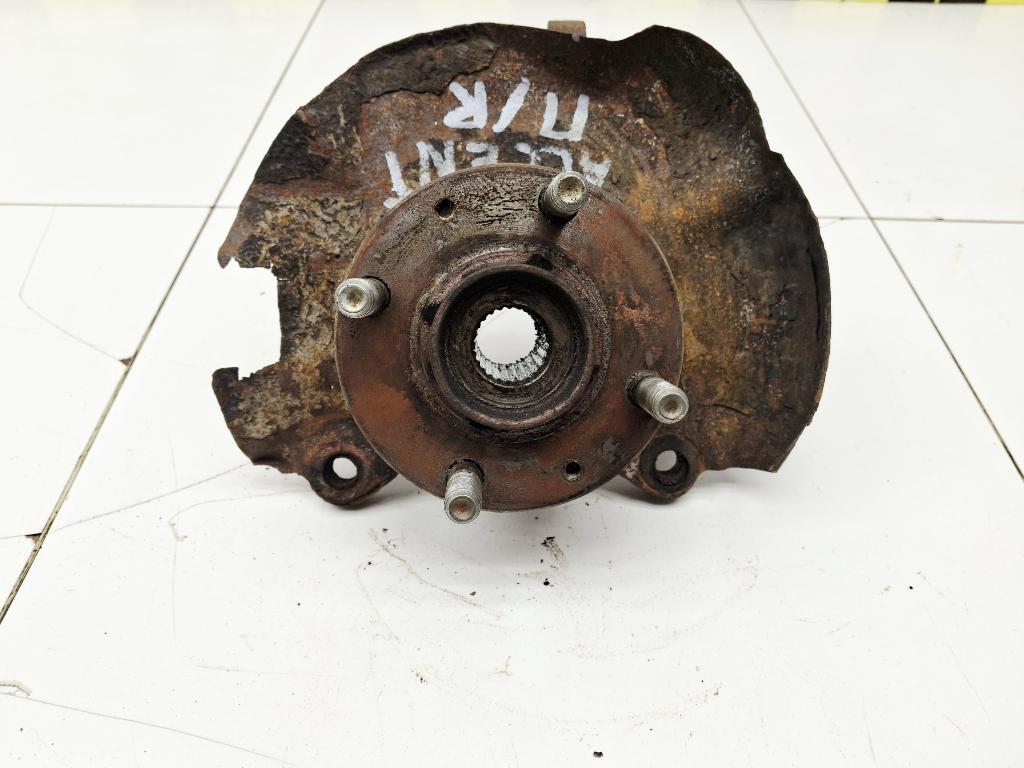 Кулак поворотный передний правый Hyundai Accent 2006 LC G4EC 5171625500 Б/У