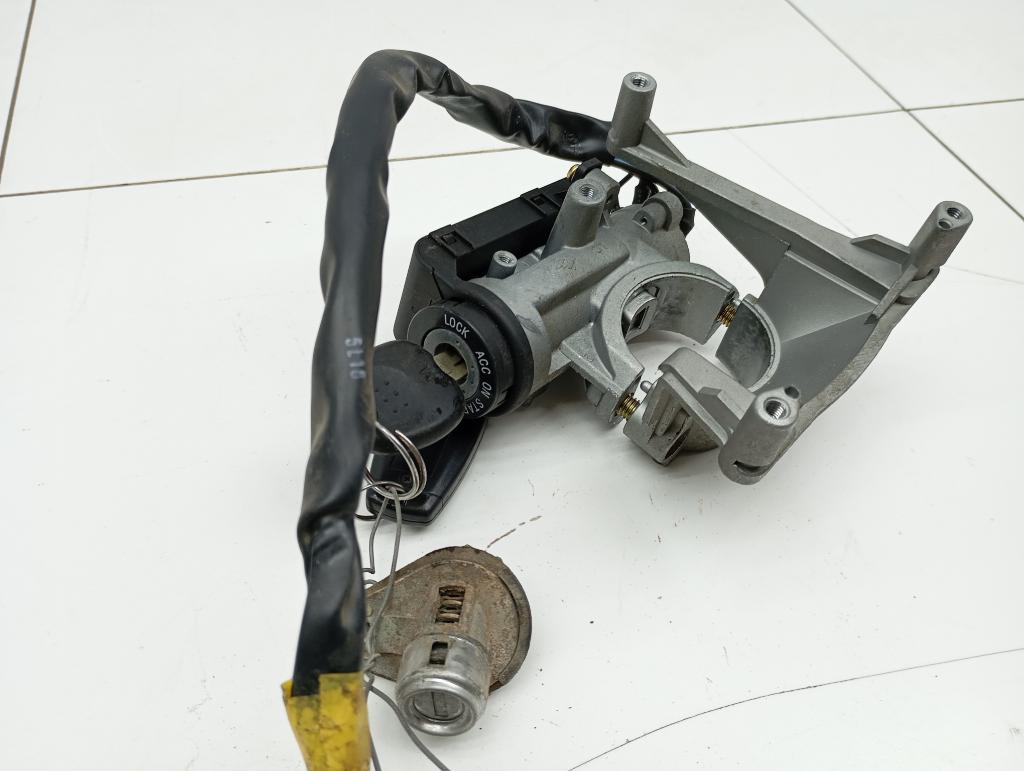 Замок зажигания Hyundai Accent LC G4EC