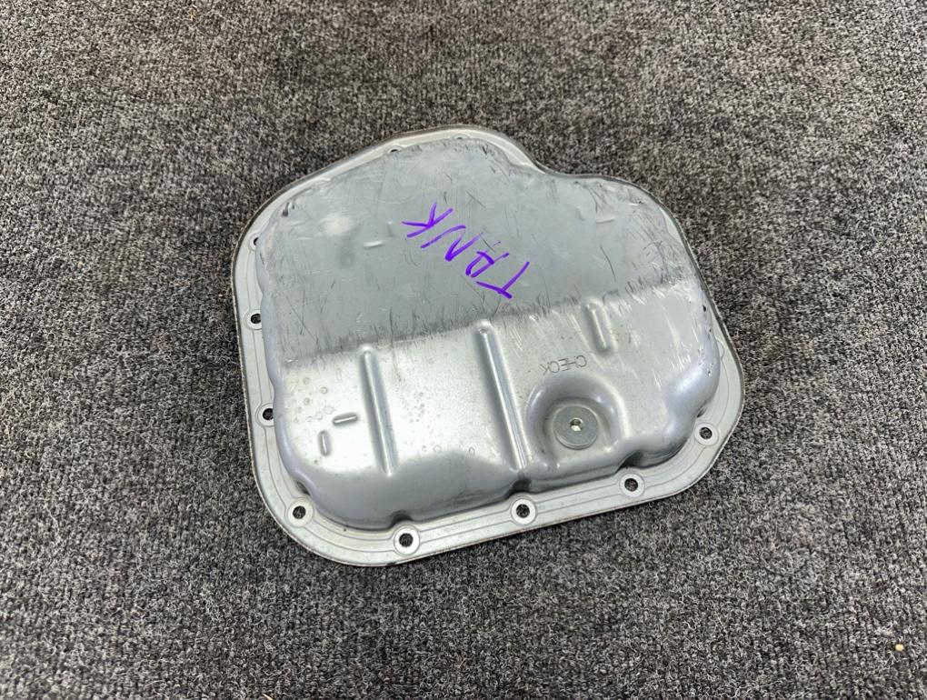 Поддон Toyota Vitz SCP90 2SZFE Поддон Toyota Vitz SCP90 2SZFE