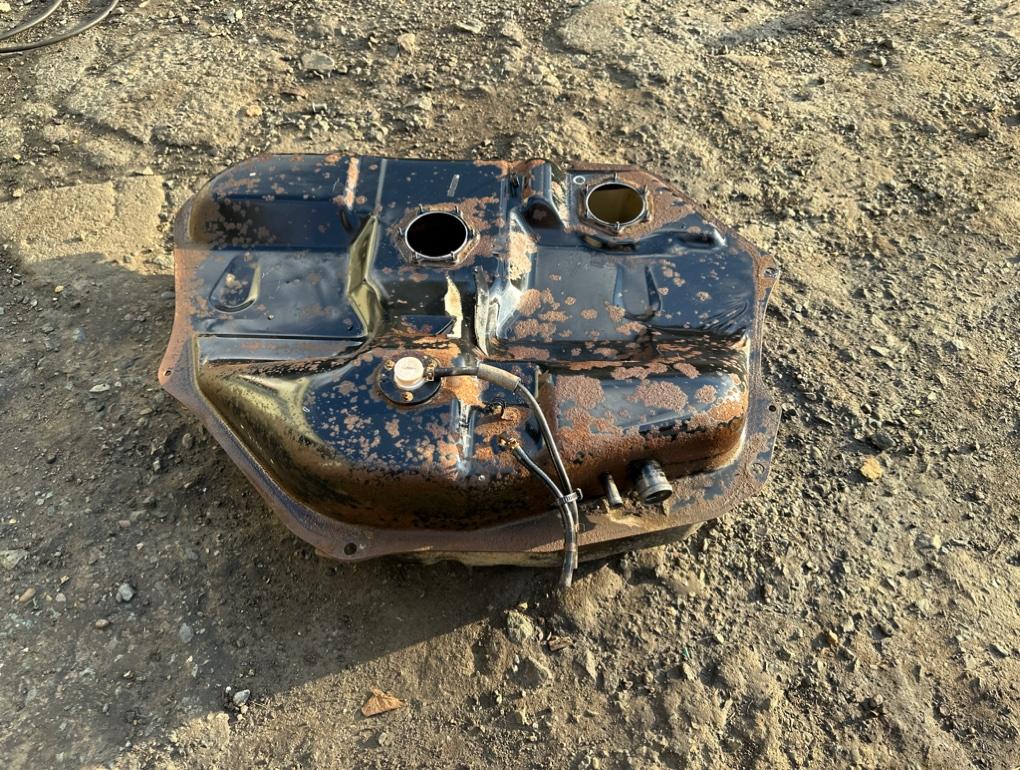 Бензобак Mitsubishi Legnum EA1W 4G93