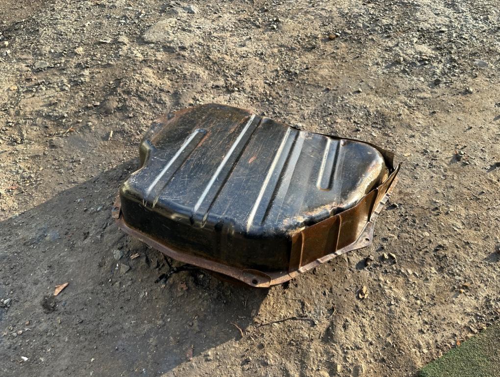 Бензобак Legnum 1999 EA1W 4G93