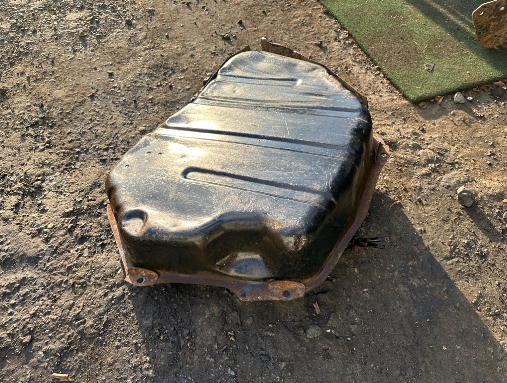 Бензобак Legnum 1999 EA1W 4G93