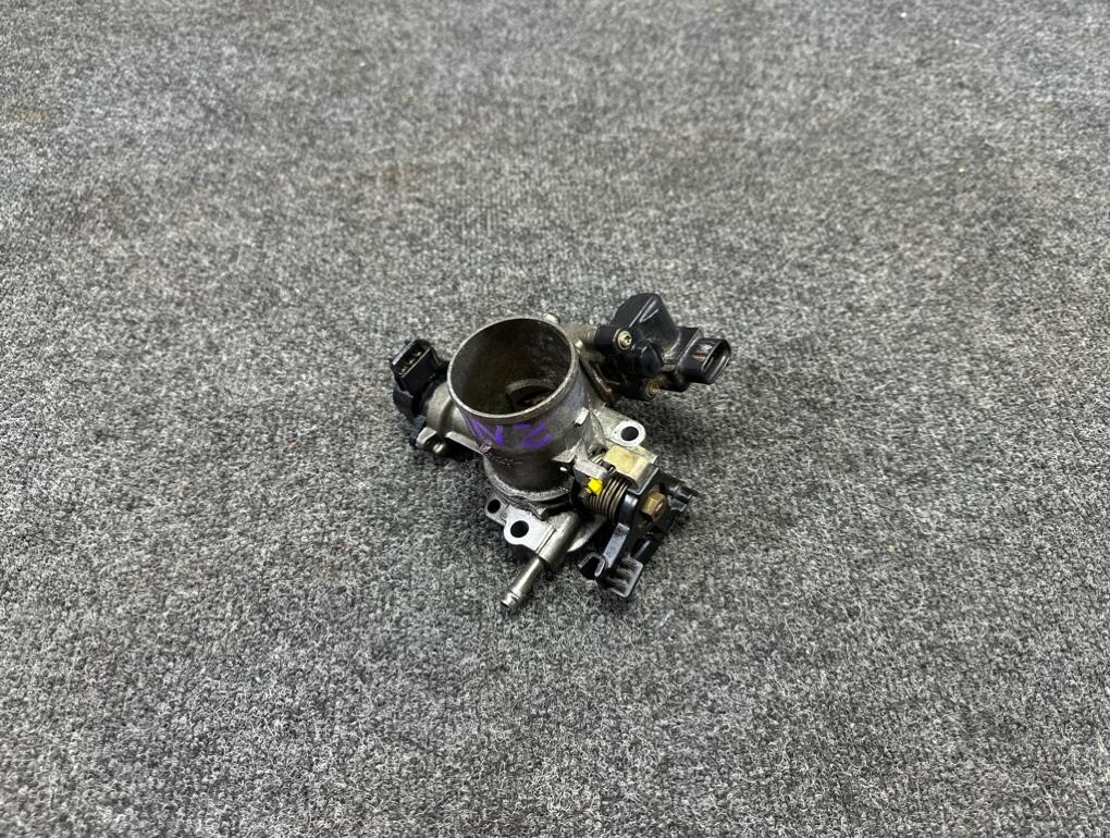 Запчасть блок дроссельной заслонки Toyota Corolla Spacio NZE121 1NZ 2221021010 контрактная Блок дроссельной заслонки Toyota Corolla Spacio NZE121 1NZ 2221021010 контрактная