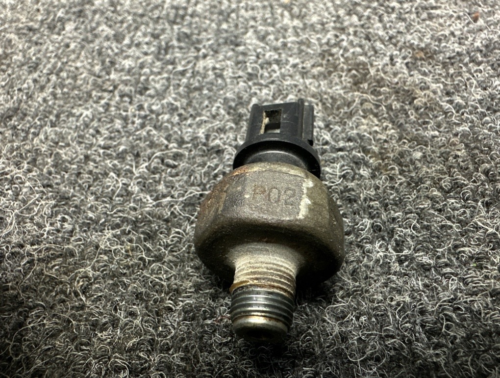 Датчик давления масла Rav4 SXA10 3SFE
