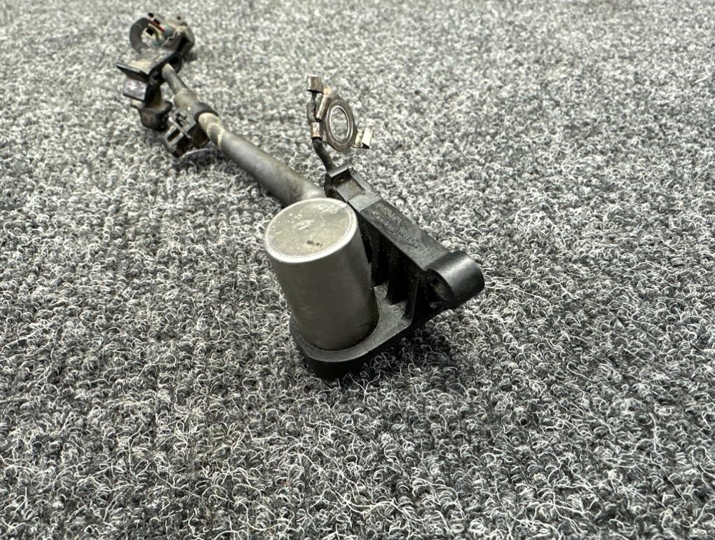 Датчик положения коленвала Toyota Rav4 SXA10 3SFE