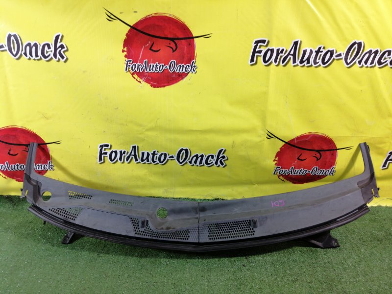 Жабо Honda Fit GD1 (б/у) Жабо Honda Fit GD1 (б/у)