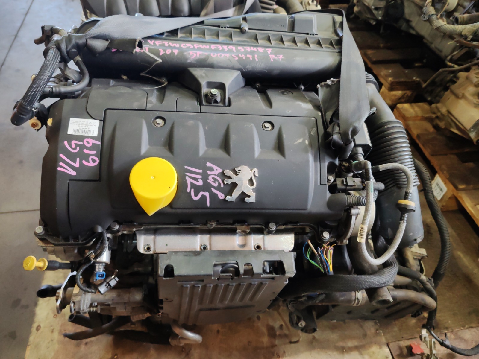 Двигатель PEUGEOT 207 WC EP6