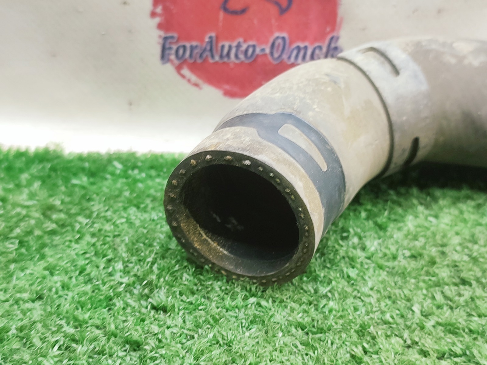 Патрубок системы охлаждения MITSUBISHI LANCER CS5W 4G93