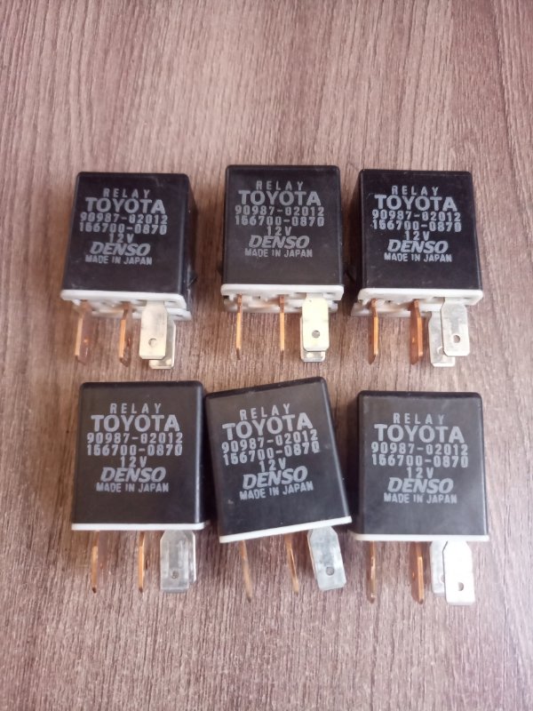 Реле Toyota (б/у) Реле Toyota (б/у)