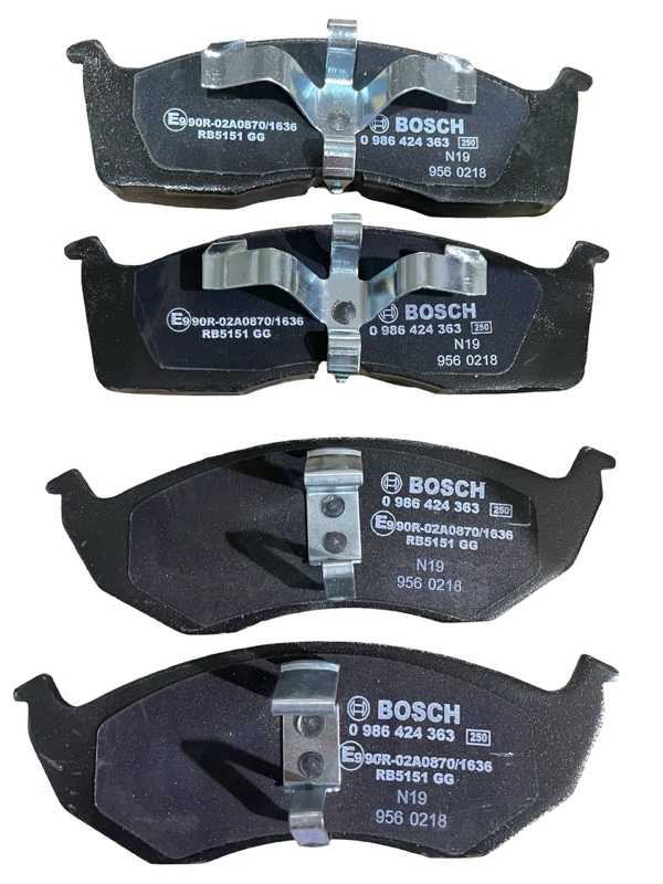 Запчасть колодки тормозные передние Dodge Caravan 1999 NS 0986424363 новая Колодки тормозные передние Dodge Caravan 1999 NS 0986424363 новая