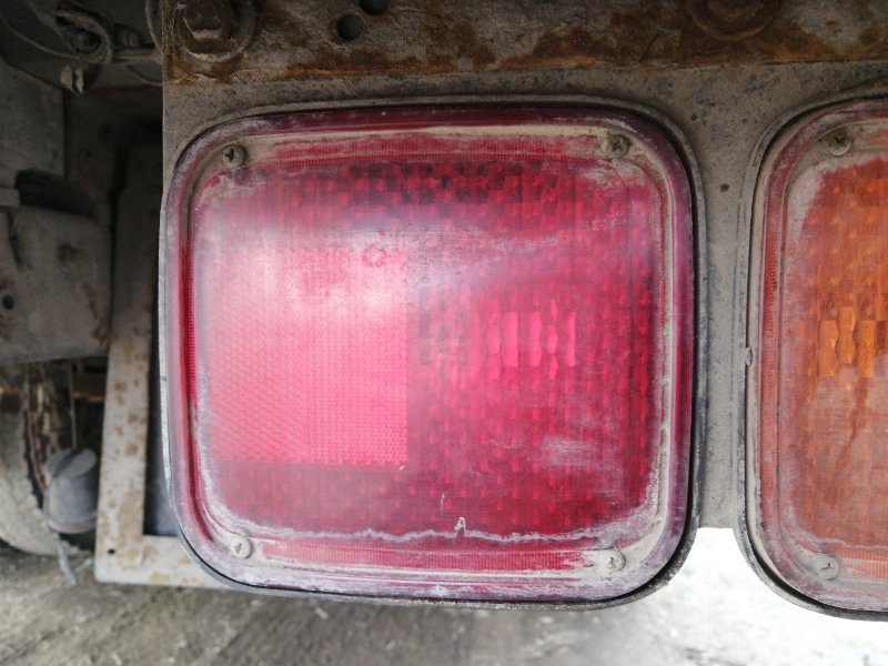 Фонарь задний Isuzu Forward 6HE1 1990 задний правый (б/у)