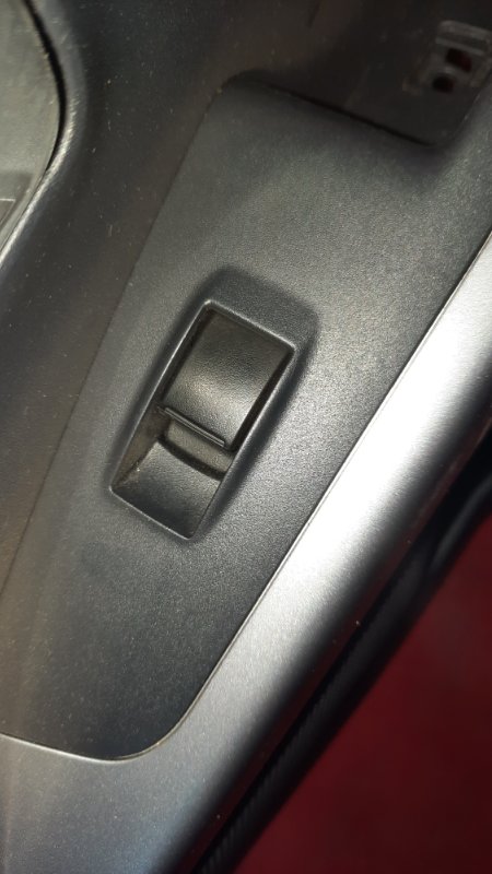 Кнопка стеклоподъемника Mitsubishi Outlander CW5W 4B12 2007 (б/у)