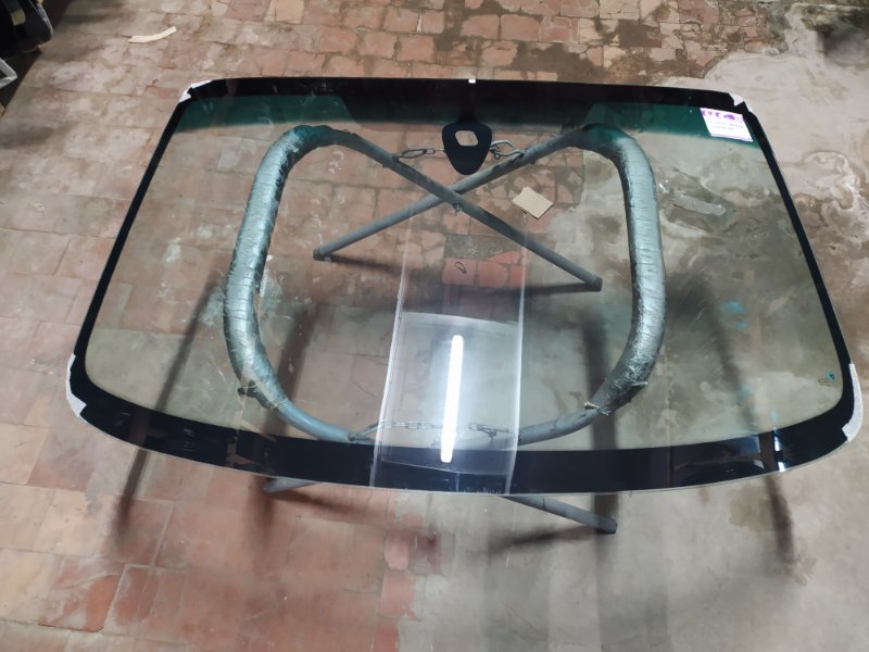 Стекло лобовое переднее CITROEN BERLINGO 1996-2018 B9 новая