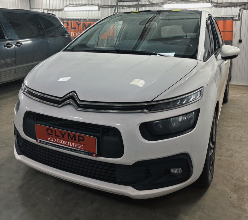 Стекло лобовое переднее C4 Picasso 2014-2020 3D DV6C