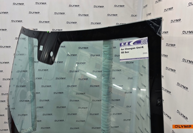 Стекло лобовое переднее Uni-K 2020-2025 CD569 D20TG-AA