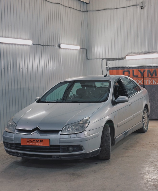 Стекло лобовое переднее C5 2001-2008 X40