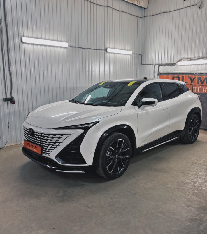 Стекло лобовое переднее Uni-T 2020-2025 S202 JL473ZQ5